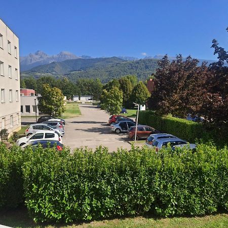 Studio Dans Residence Pour Location Courte Duree Et Etudiants Parking Gratuit Gières المظهر الخارجي الصورة